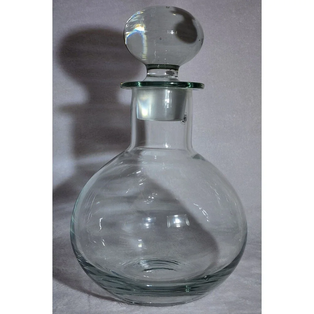 The Glass Shop Decanter ~ Modern Appeal
